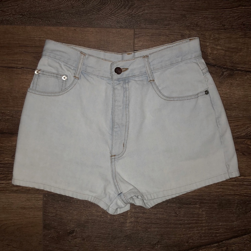 Best American Clothing Co • size 8/9 • denim shorts •